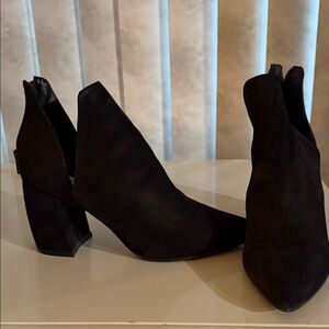 Steve Madden Black Suede Pointed-Toe Ankle Booties